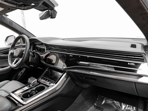 Used 2021 Audi SQ8 Prestige image 11