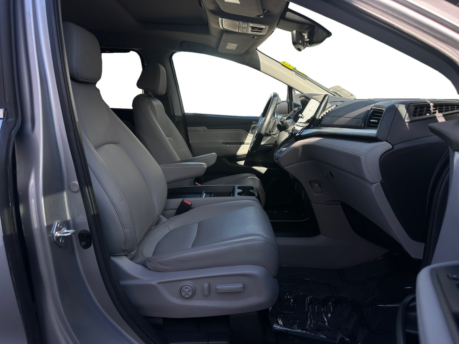 Used 2023 Honda Odyssey EX-L image 13