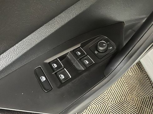 Used 2024 Volkswagen Jetta S FWD image 11