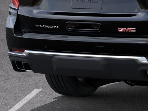 New 2026 GMC Yukon XL Denali image 16