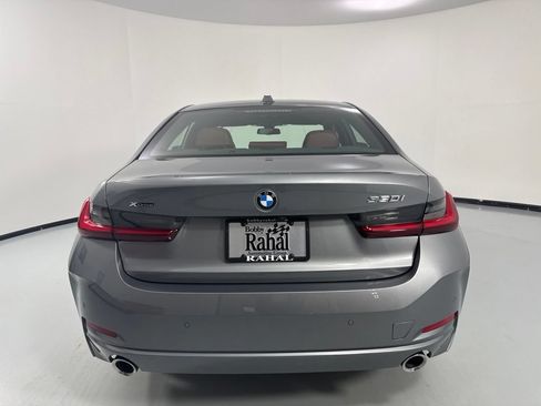 Certified 2025 BMW 330i xDrive Sedan w/ Premium Package AWD/4WD image 7