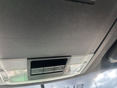 Used 2013 Ford F250 Platinum w/ FX4 Off Road Pkg image 27