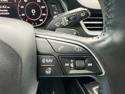 Used 2019 Audi Q7 3.0T Premium Plus AWD/4WD image 25