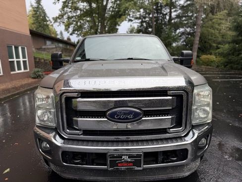 Used 2012 Ford F250 Lariat image 2