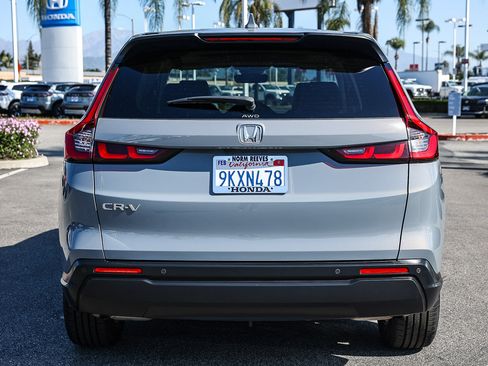 Used 2024 Honda CR-V EX-L image 6