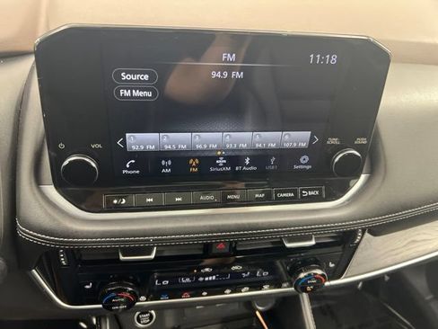 Used 2023 Nissan Rogue Platinum w/ Platinum Premium Package AWD/4WD image 18