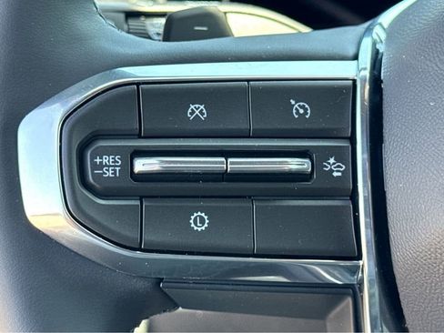 New 2026 GMC Terrain Elevation w/ Elevation Premium Package AWD/4WD image 16