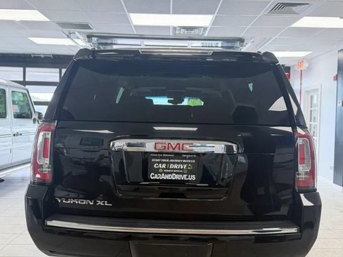 Used 2019 GMC Yukon XL Denali w/ Denali Ultimate Package AWD/4WD image 4