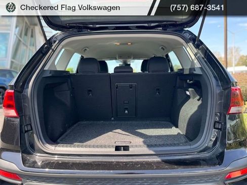 Used 2024 Volkswagen Taos S image 32