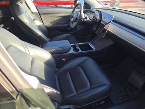 Used 2021 Tesla Model 3 Long Range image 9