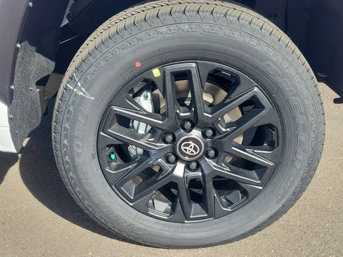 New 2026 Toyota Tundra Limited image 7