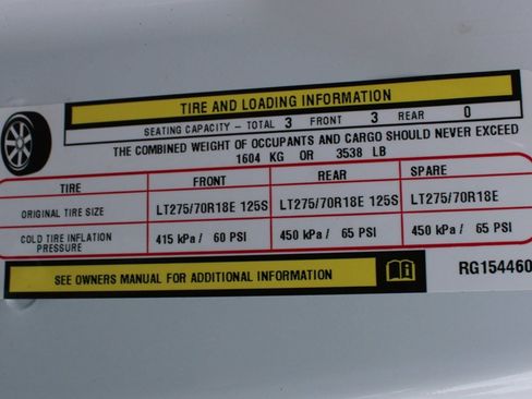 Used 2024 RAM 2500 Tradesman w/ Chrome Appearance Group AWD/4WD image 15
