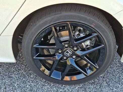 New 2026 Honda Civic Sport image 5