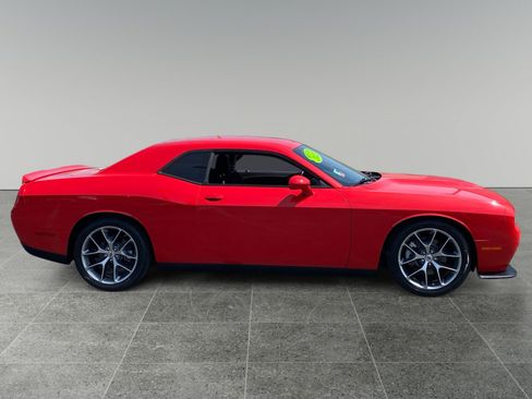 Used 2022 Dodge Challenger GT RWD image 6
