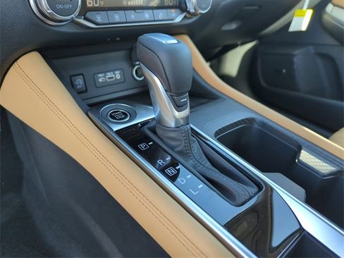 New 2025 Nissan Sentra SV w/ SV Premium Package image 33