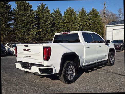 Used 2021 GMC Sierra 1500 AT4 w/ AT4 Value Package image 9