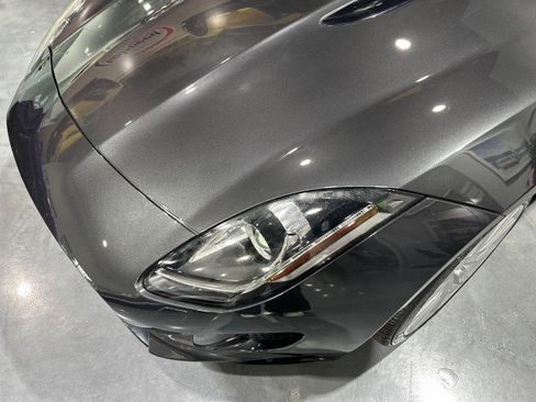 Used 2017 Jaguar F-TYPE Coupe RWD image 13