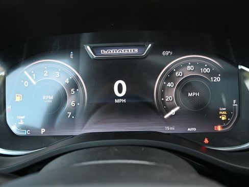New 2026 RAM 1500 Laramie w/ Night Edition AWD/4WD image 9
