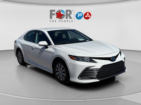 Used 2023 Toyota Camry LE image 15