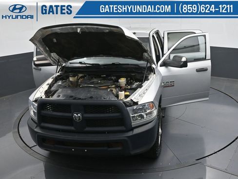 Used 2017 RAM 3500 Tradesman w/ Popular Equipment Group image 46