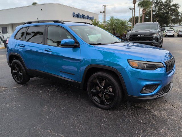 Used 2021 Jeep Cherokee Latitude Plus FWD image 2