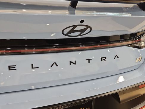 New 2026 Hyundai Elantra N FWD image 7