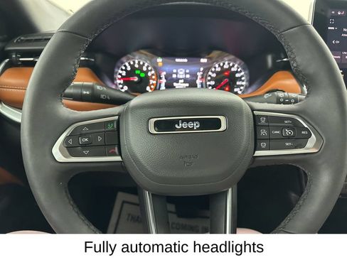 Used 2025 Jeep Compass Limited AWD/4WD image 34