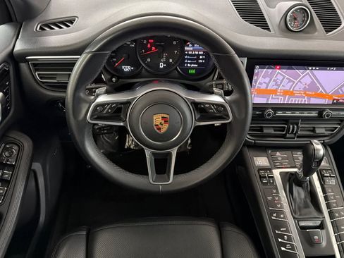 Used 2021 Porsche Macan w/ Premium Package Plus AWD/4WD image 14