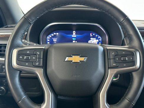 Used 2023 Chevrolet Suburban Premier AWD/4WD image 24