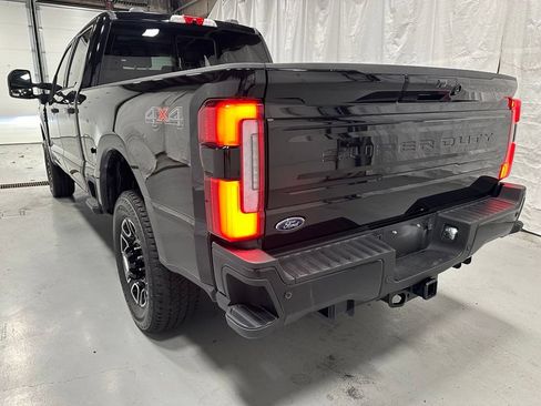 Used 2026 Ford F250 Platinum AWD/4WD image 5