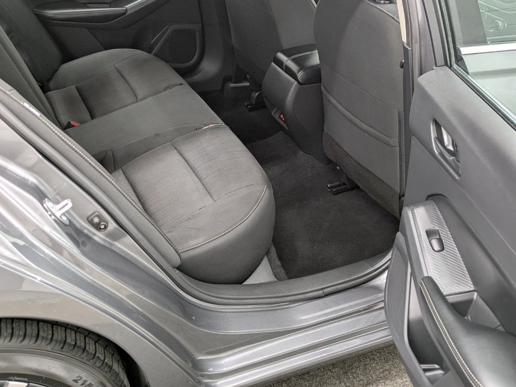 Used 2025 Nissan Altima 2.5 SV FWD image 22