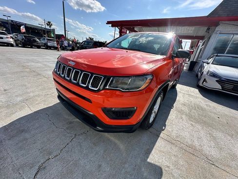Used 2020 Jeep Compass Sport w/ Tech Group FWD image 18