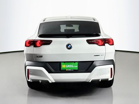 Used 2026 BMW X2 xDrive28i AWD/4WD image 8