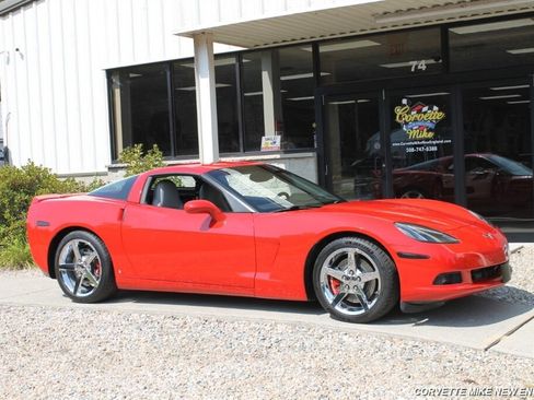 Used 2008 Chevrolet Corvette Coupe w/ Preferred Equipment Group image 19