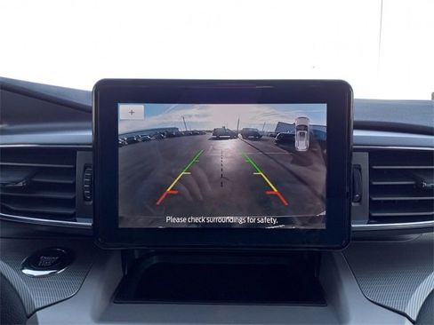 Used 2023 Ford Explorer XLT w/ Equipment Group 202A image 21