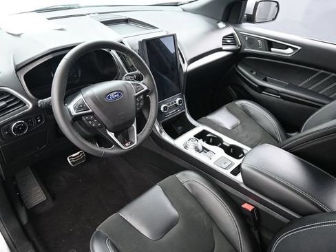 Used 2023 Ford Edge ST w/ Cargo Accessory Package AWD/4WD image 11