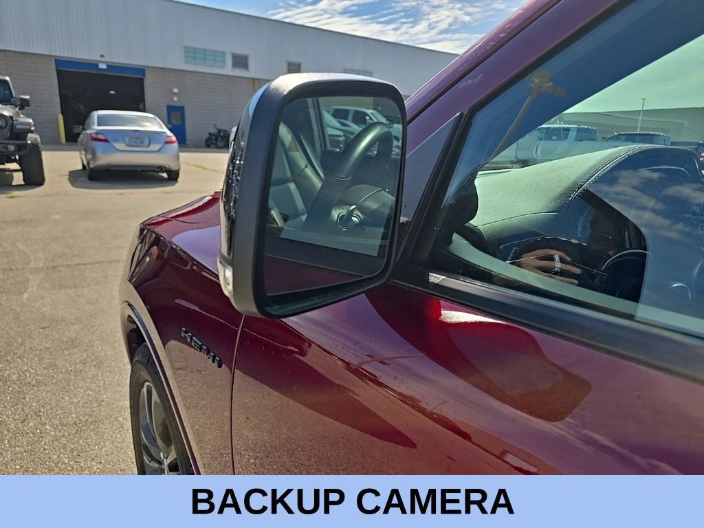 Used 2024 Dodge Durango R/T AWD/4WD image 9