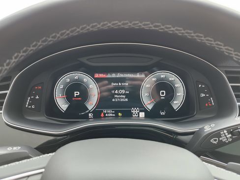 Used 2025 Audi Q7 2.0T Premium Plus AWD/4WD image 33