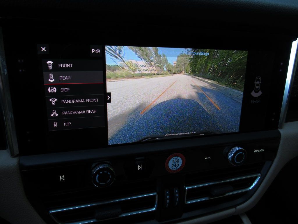 Certified 2026 Porsche Macan AWD/4WD image 30