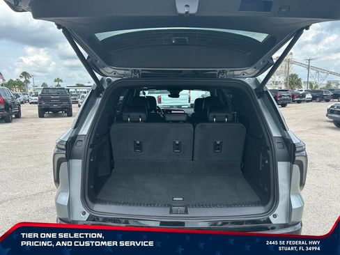 Certified 2024 Chevrolet Traverse RS AWD/4WD image 10