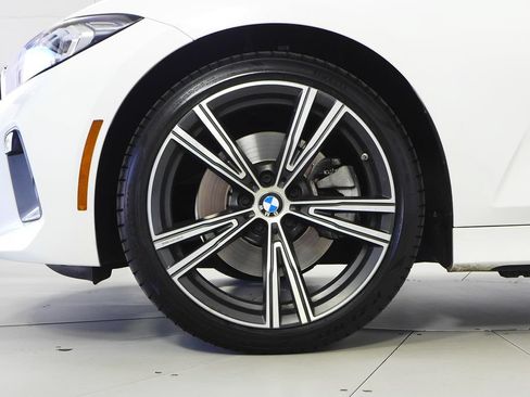 Used 2023 BMW 330i Sedan w/ Driving Assistance Package RWD image 5