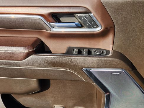 Used 2024 GMC Sierra 3500 Denali w/ Denali Reserve Package image 27