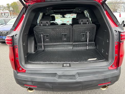 Certified 2023 Chevrolet Traverse RS w/ LPO, Floor Liner Package image 32