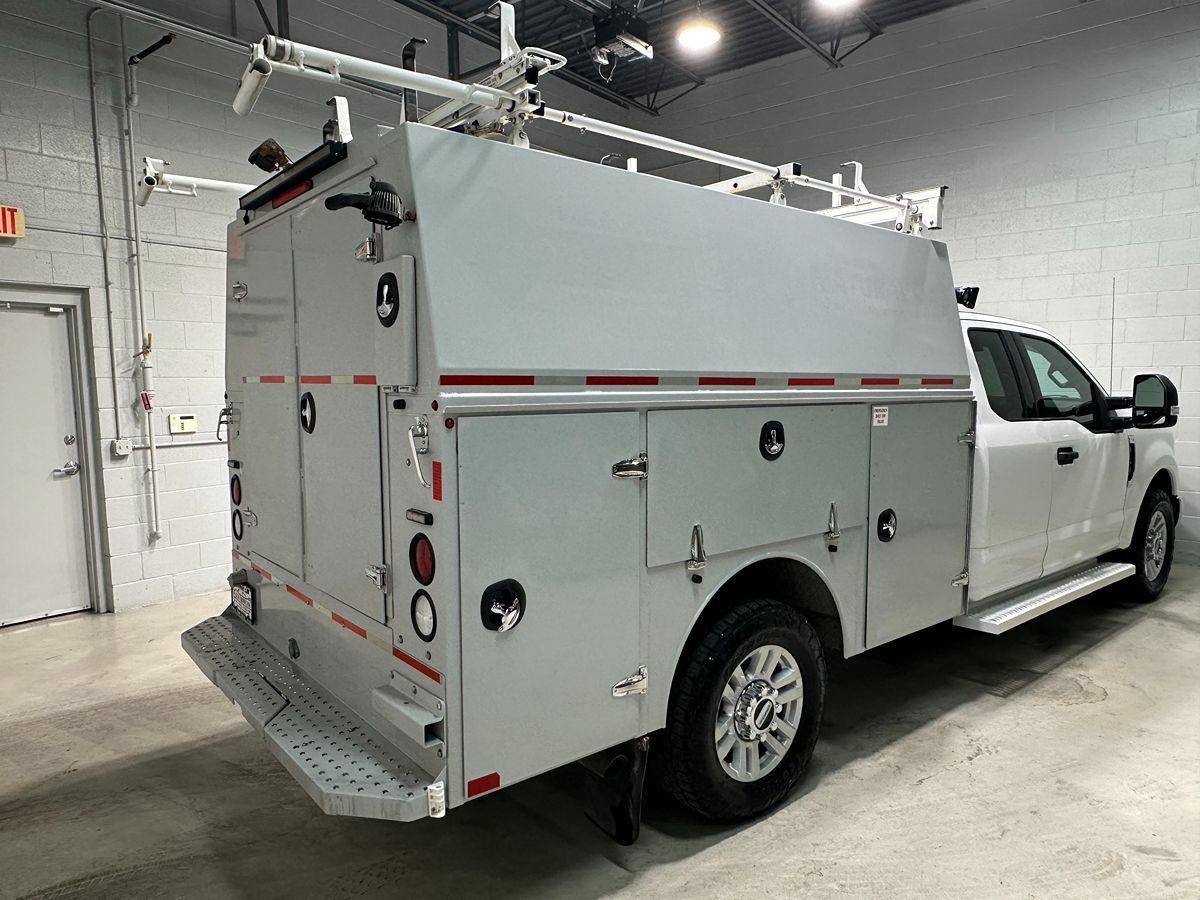 Used 2017 Ford F350 XLT RWD image 5