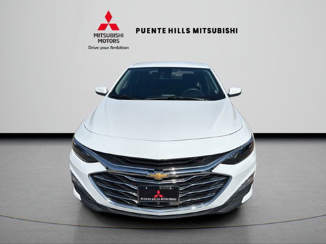 Used 2025 Chevrolet Malibu LT FWD image 2