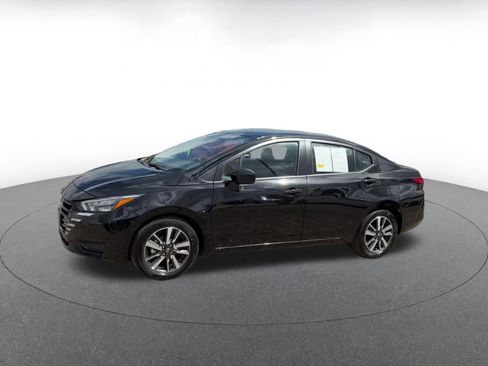 Used 2025 Nissan Versa SV FWD image 6