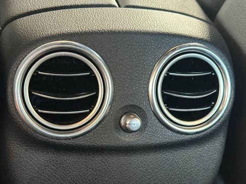 Used 2022 Mercedes-Benz E 350 Sedan image 16
