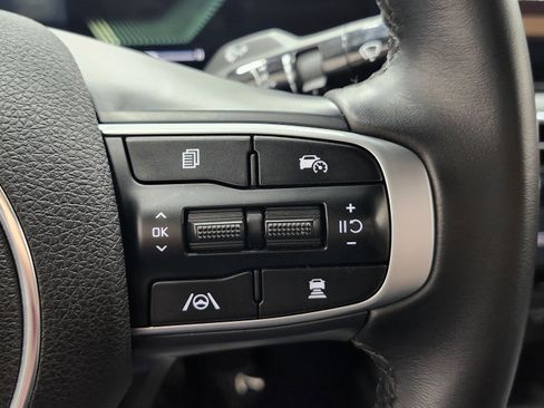 Used 2025 Kia K5 GT-Line image 34