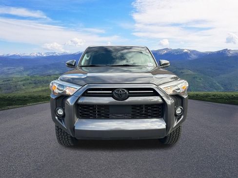 Used 2023 Toyota 4Runner SR5 Premium AWD/4WD image 9