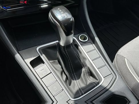 Used 2025 Volkswagen Jetta Sport FWD image 16